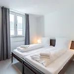 Nena Hostel *
