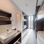 Nena Vandrerhjem Berlin